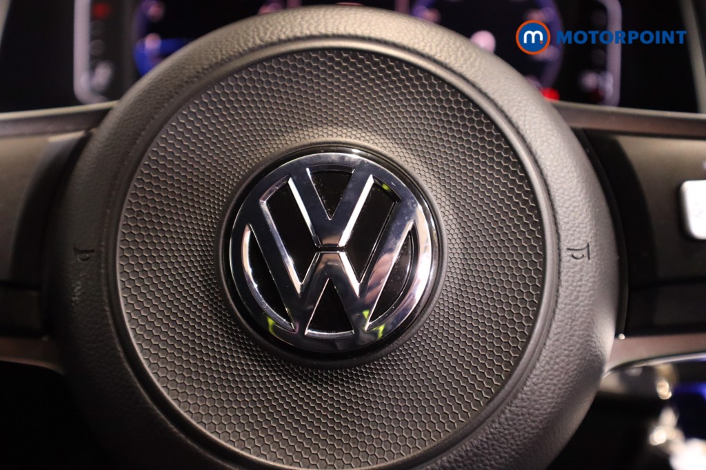 Volkswagen T-Roc R-Line Manual Petrol SUV - Stock Number (1616444) - 18th supplementary image