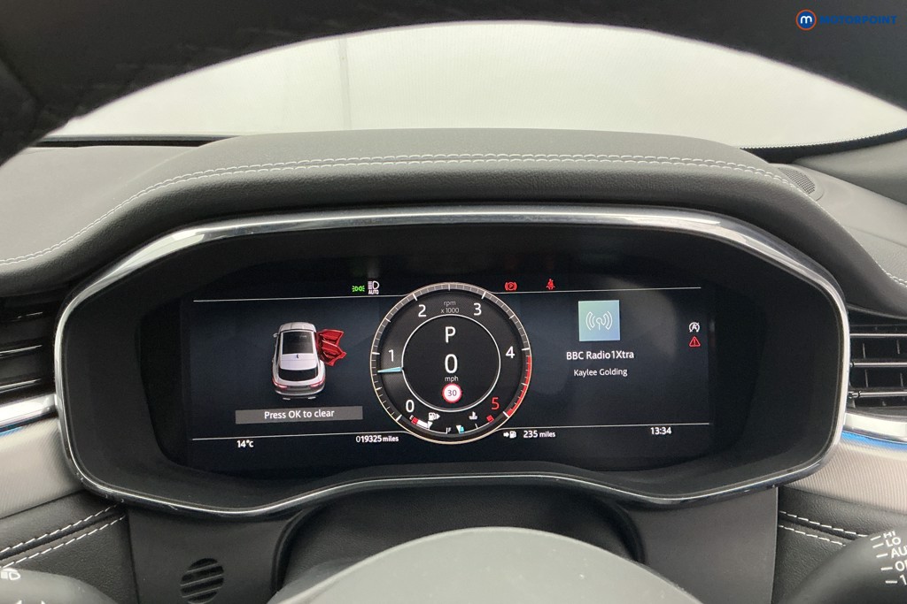 Jaguar F-Pace R-Dynamic Se Black Automatic Diesel SUV - Stock Number (1616509) - 12th supplementary image