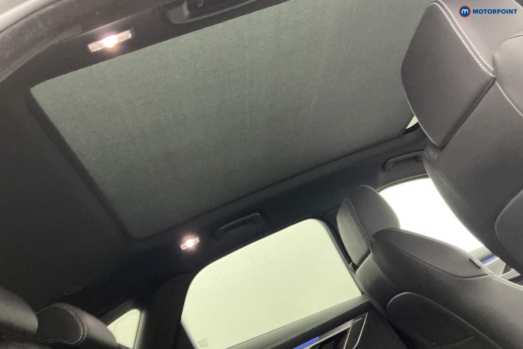 Jaguar F-Pace R-Dynamic Se Black Automatic Diesel SUV - Stock Number (1616509) - 17th supplementary image