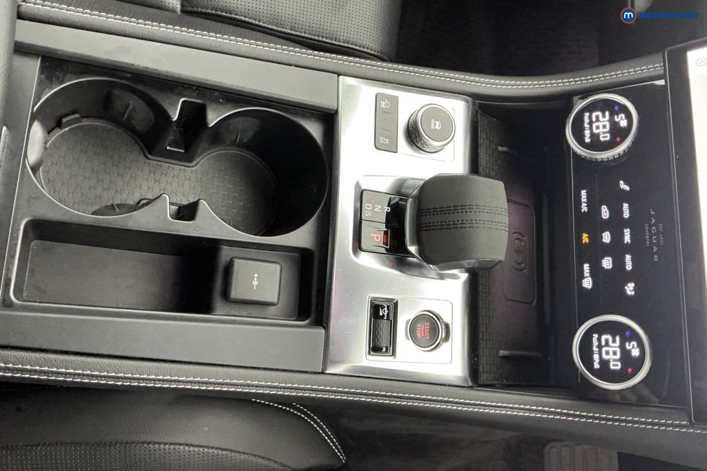 Jaguar F-Pace R-Dynamic Se Black Automatic Diesel SUV - Stock Number (1616509) - 24th supplementary image