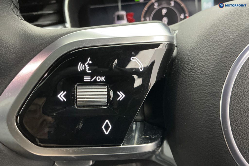 Jaguar F-Pace R-Dynamic Se Black Automatic Diesel SUV - Stock Number (1616509) - 26th supplementary image