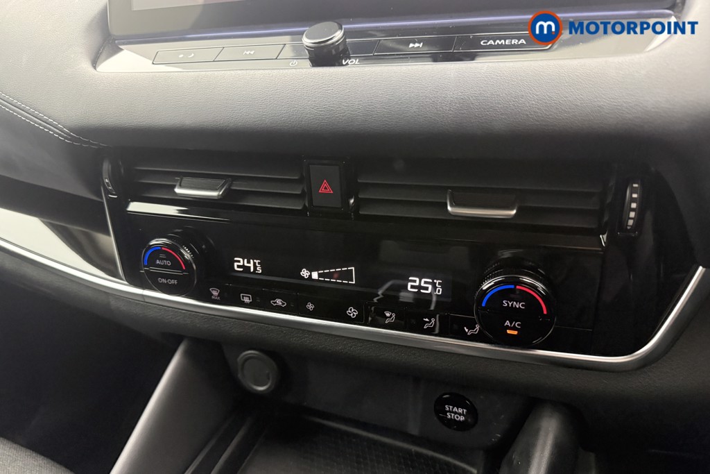 Nissan Qashqai N-Connecta Automatic Petrol-Electric Hybrid SUV - Stock Number (1616728) - 3rd supplementary image