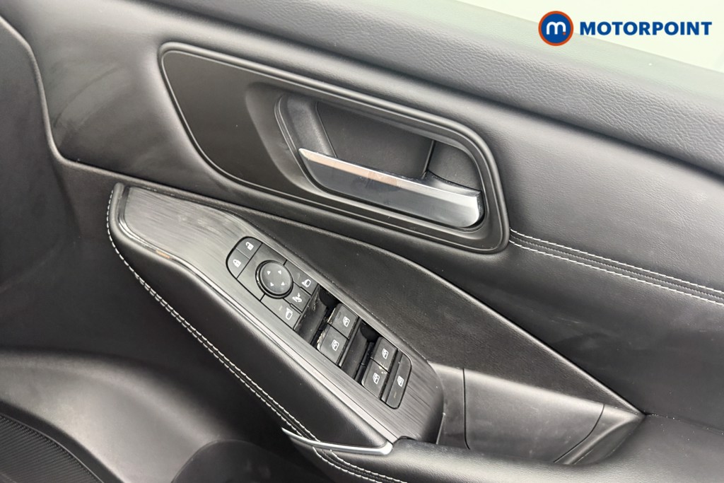 Nissan Qashqai N-Connecta Automatic Petrol-Electric Hybrid SUV - Stock Number (1616728) - 8th supplementary image