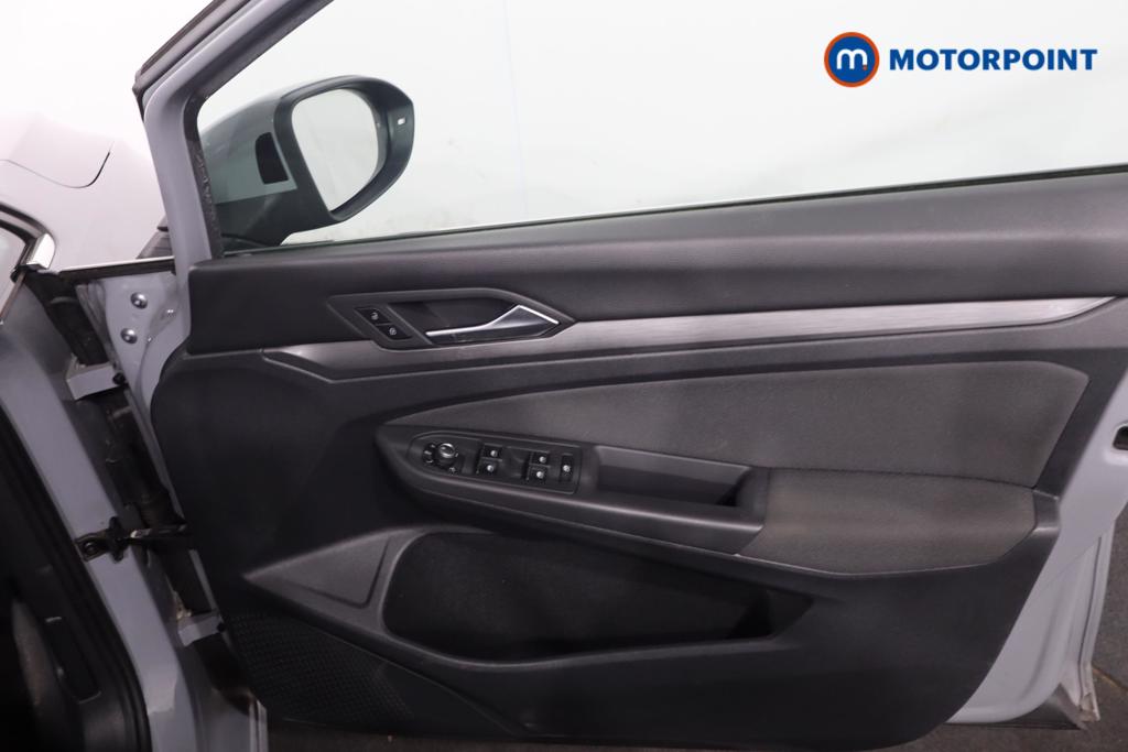 Volkswagen Golf Style Manual Petrol Hatchback - Stock Number (1616737) - 9th supplementary image