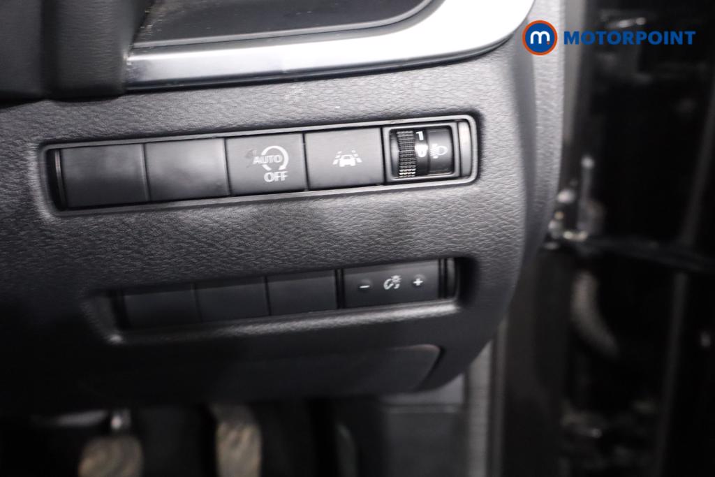 Nissan Qashqai Acenta Premium Manual Petrol SUV - Stock Number (1616745) - 13th supplementary image