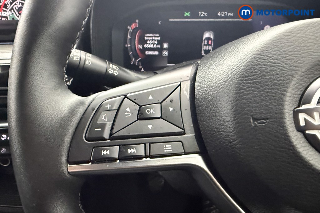 Nissan Juke Tekna Manual Petrol SUV - Stock Number (1616797) - 6th supplementary image