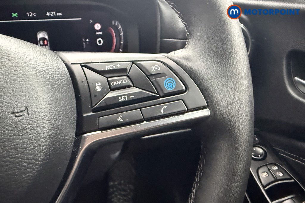 Nissan Juke Tekna Manual Petrol SUV - Stock Number (1616797) - 7th supplementary image