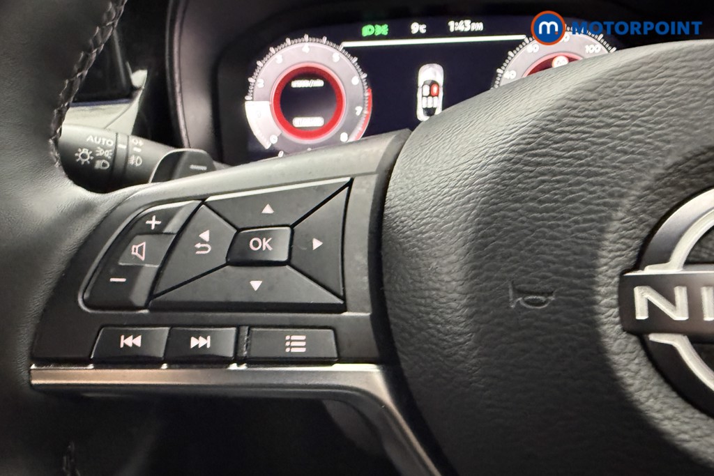 Nissan Juke Tekna Automatic Petrol SUV - Stock Number (1616802) - 6th supplementary image