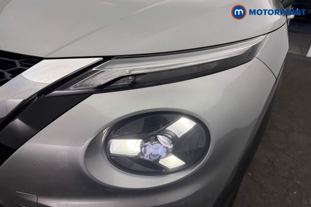 Nissan Juke Tekna Automatic Petrol SUV - Stock Number (1616802) - 13th supplementary image