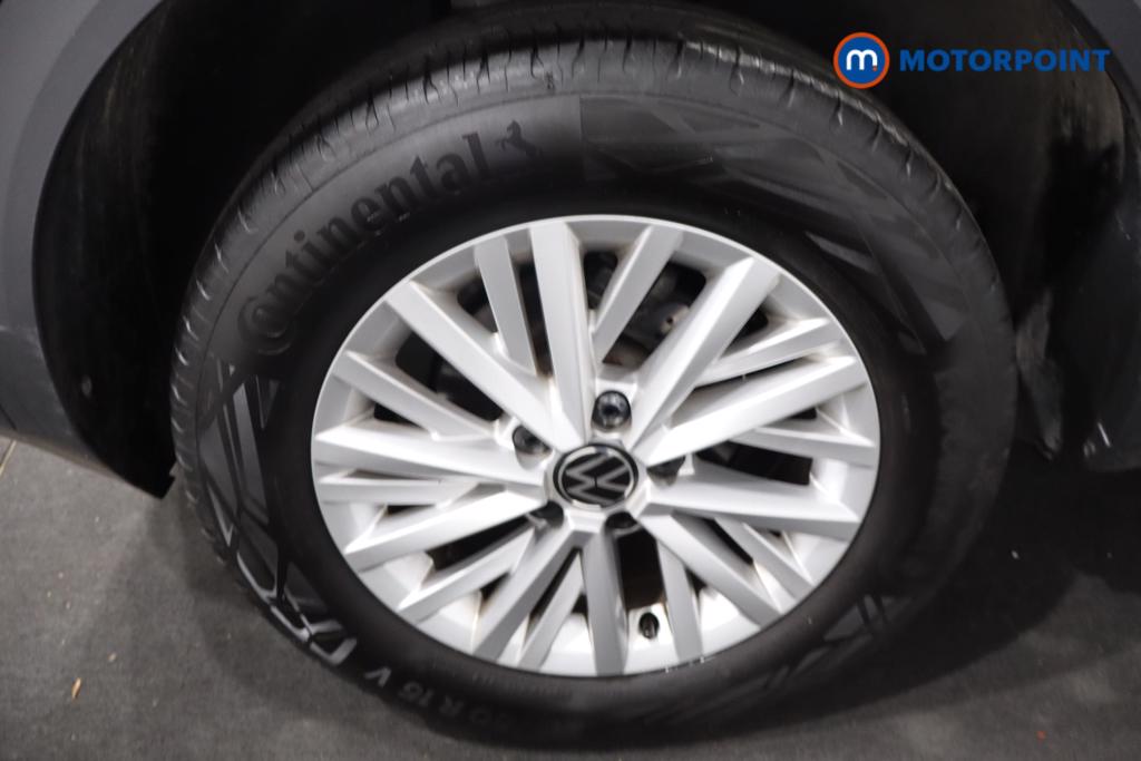 Volkswagen T-Roc Life Manual Petrol SUV - Stock Number (1617056) - 6th supplementary image