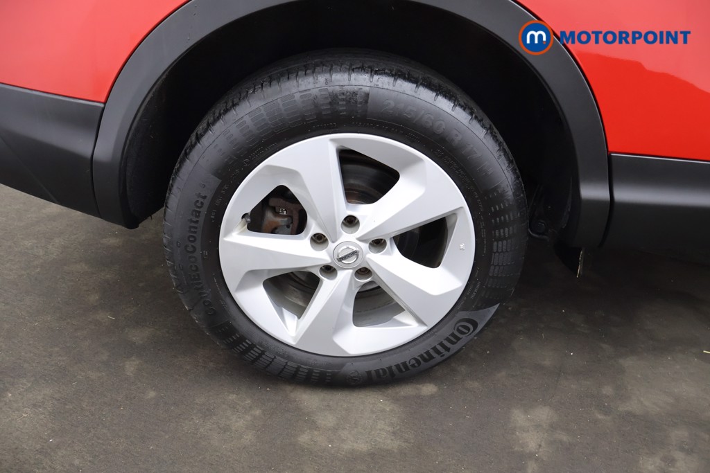 Nissan Qashqai Acenta Premium Manual Petrol SUV - Stock Number (1617385) - 13th supplementary image