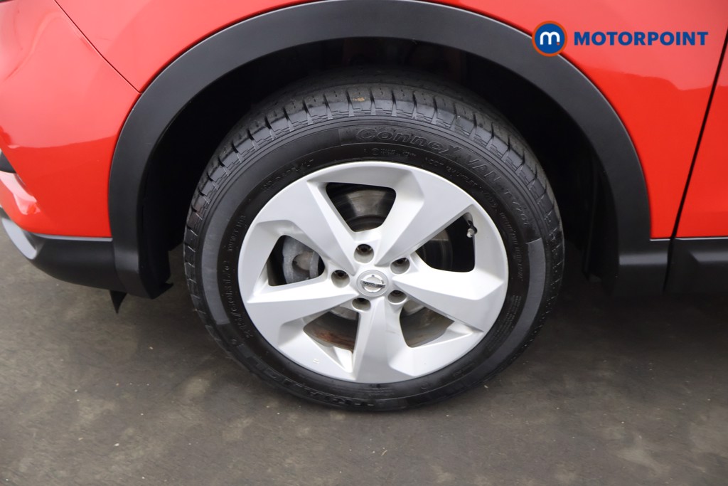 Nissan Qashqai Acenta Premium Manual Petrol SUV - Stock Number (1617385) - 18th supplementary image