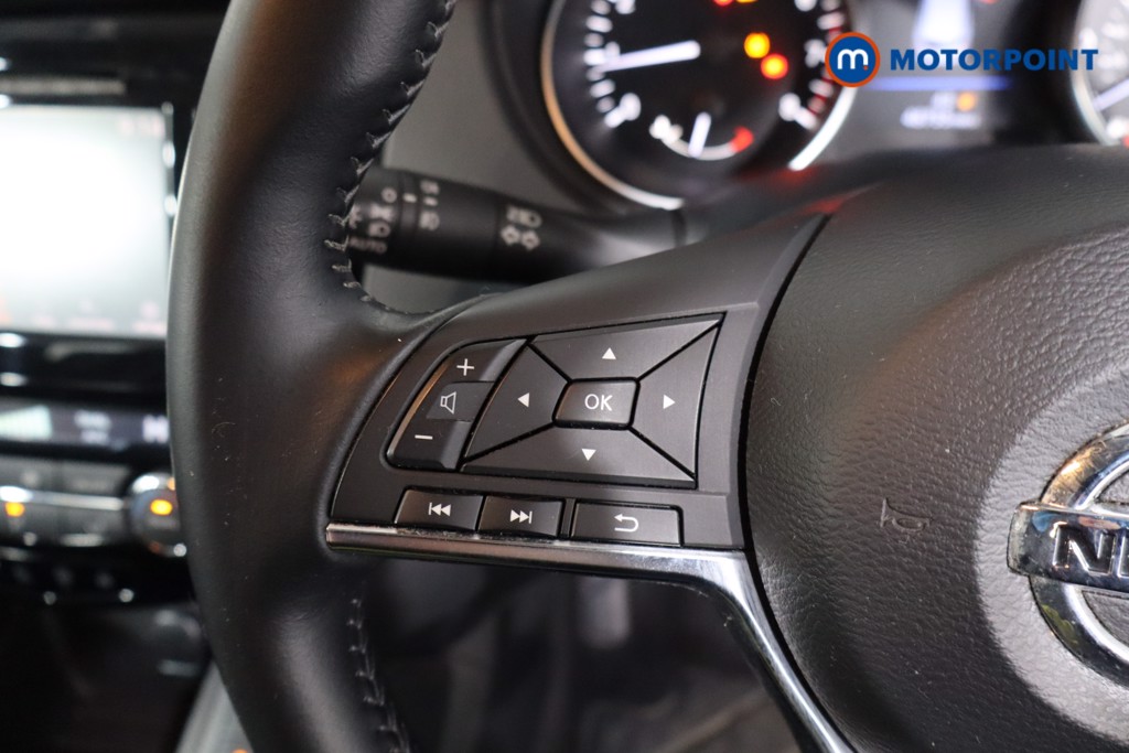 Nissan Qashqai Acenta Premium Manual Petrol SUV - Stock Number (1617538) - 7th supplementary image