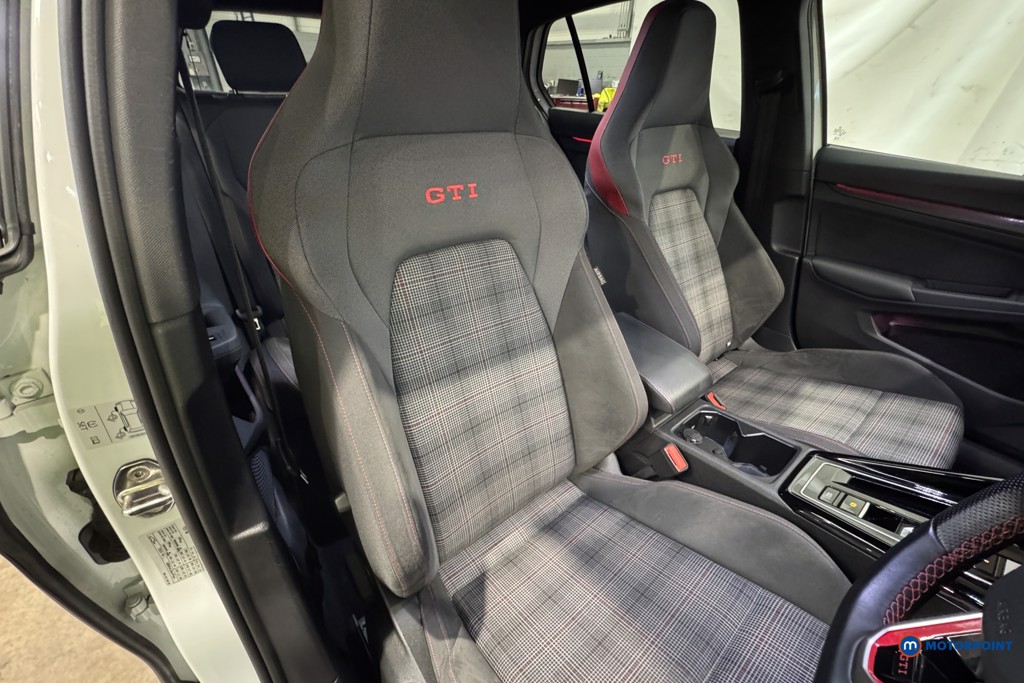 Volkswagen Golf GTI Automatic Petrol Hatchback - Stock Number (1617809) - 7th supplementary image