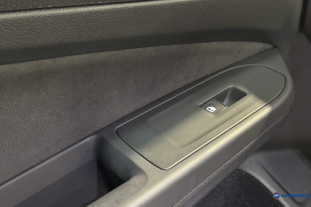 Volkswagen Golf GTI Automatic Petrol Hatchback - Stock Number (1617809) - 14th supplementary image