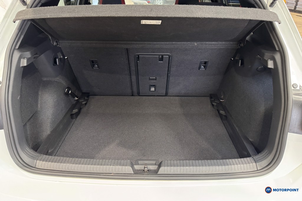 Volkswagen Golf GTI Automatic Petrol Hatchback - Stock Number (1617809) - 31st supplementary image