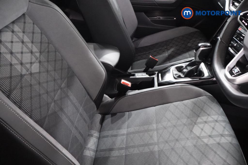 Volkswagen T-Roc R-Line Automatic Petrol SUV - Stock Number (1618650) - 12th supplementary image