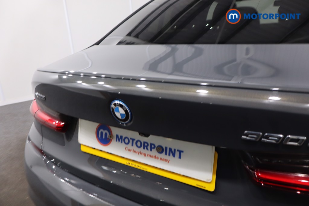 BMW 3 Series M Sport Pro Edition Automatic Petrol Plug-In Hybrid Saloon - Stock Number (1618661) - 39th supplementary image