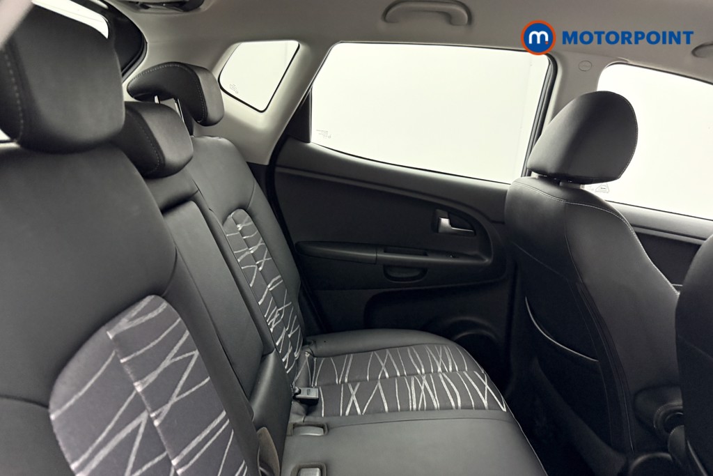 KIA Venga 3 Automatic Petrol People Carrier - Stock Number (1618664) - 6th supplementary image