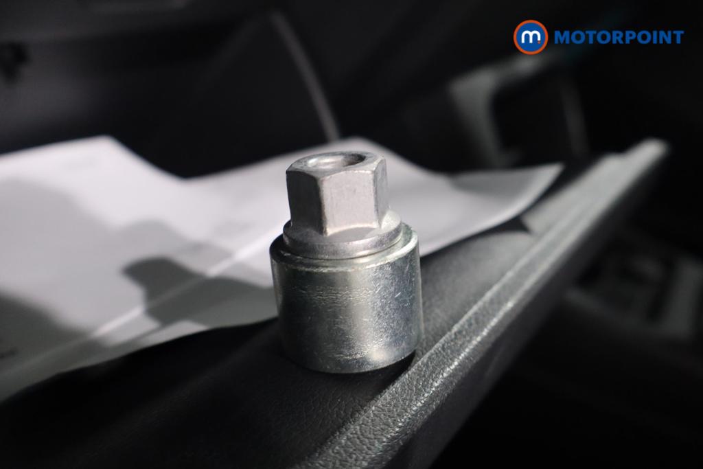 Volkswagen UP UP Manual Petrol Hatchback - Stock Number (1618837) - 11th supplementary image