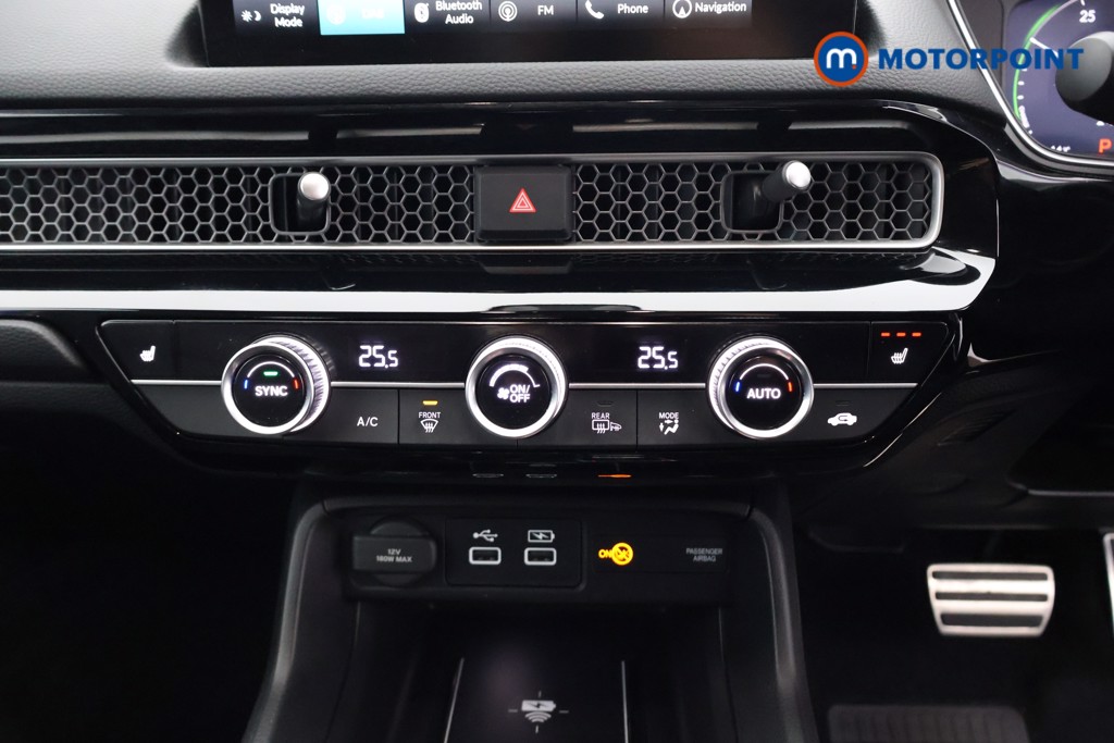 Honda Civic Advance Automatic Petrol-Electric Hybrid Hatchback - Stock Number (1618838) - 6th supplementary image