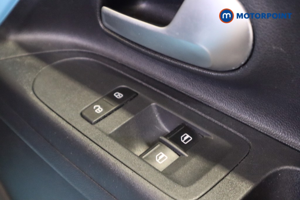 Volkswagen UP UP Manual Petrol Hatchback - Stock Number (1619532) - 13th supplementary image