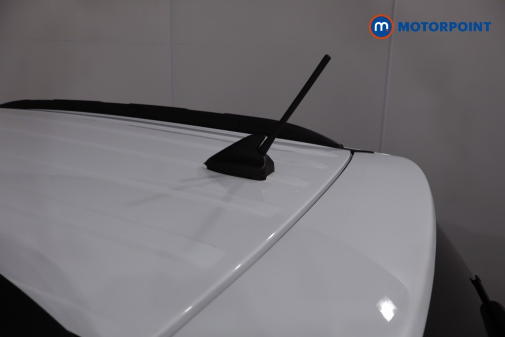 Ford Ecosport Titanium Manual Petrol SUV - Stock Number (1619559) - 32nd supplementary image