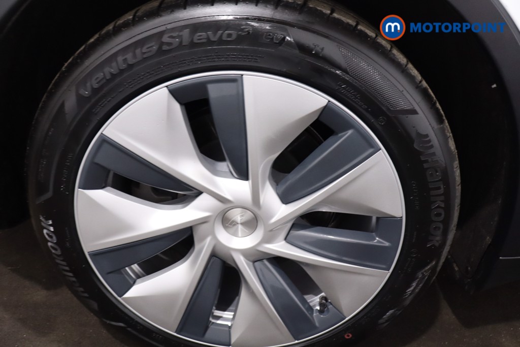 Tesla Model Y Long Range Automatic Electric SUV - Stock Number (1619795) - 9th supplementary image