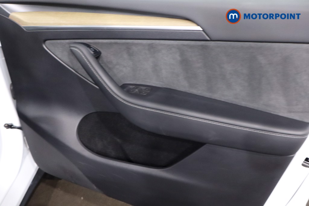 Tesla Model Y Long Range Automatic Electric SUV - Stock Number (1619795) - 22nd supplementary image