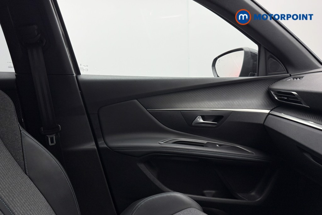 Peugeot 3008 Allure Automatic Petrol SUV - Stock Number (1619937) - 32nd supplementary image