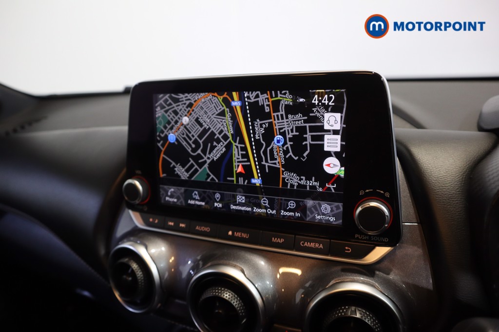 Nissan Juke N-Connecta Automatic Petrol SUV - Stock Number (1620436) - 3rd supplementary image