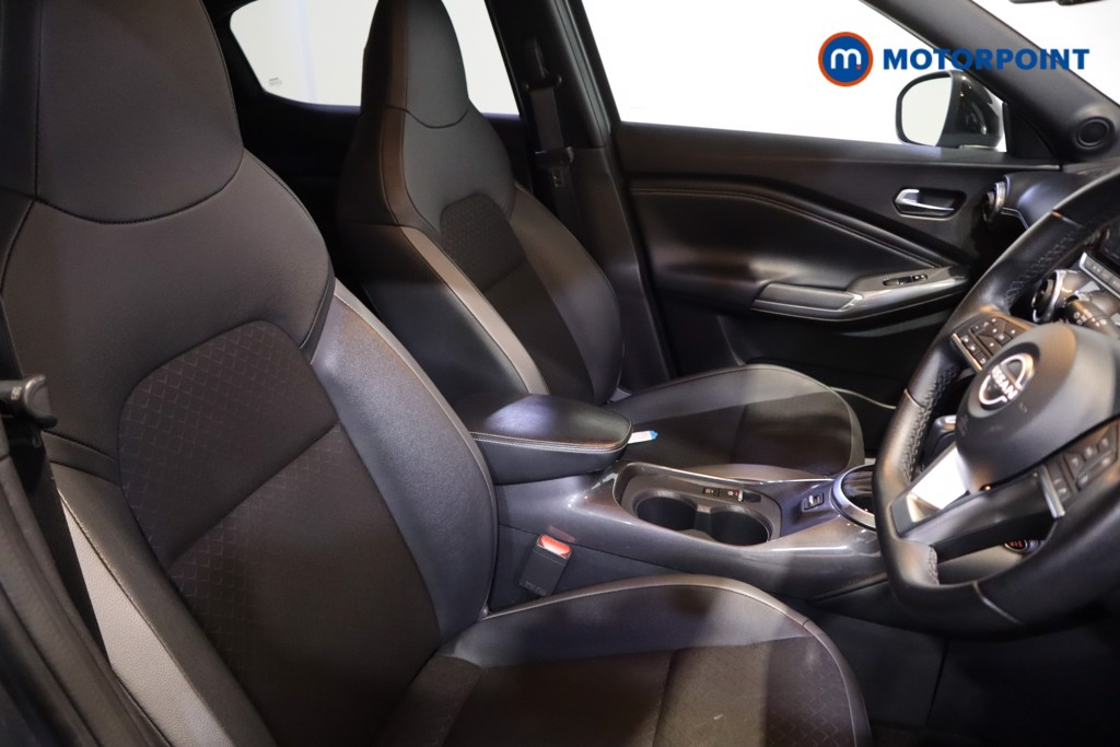 Nissan Juke N-Connecta Automatic Petrol SUV - Stock Number (1620436) - 7th supplementary image