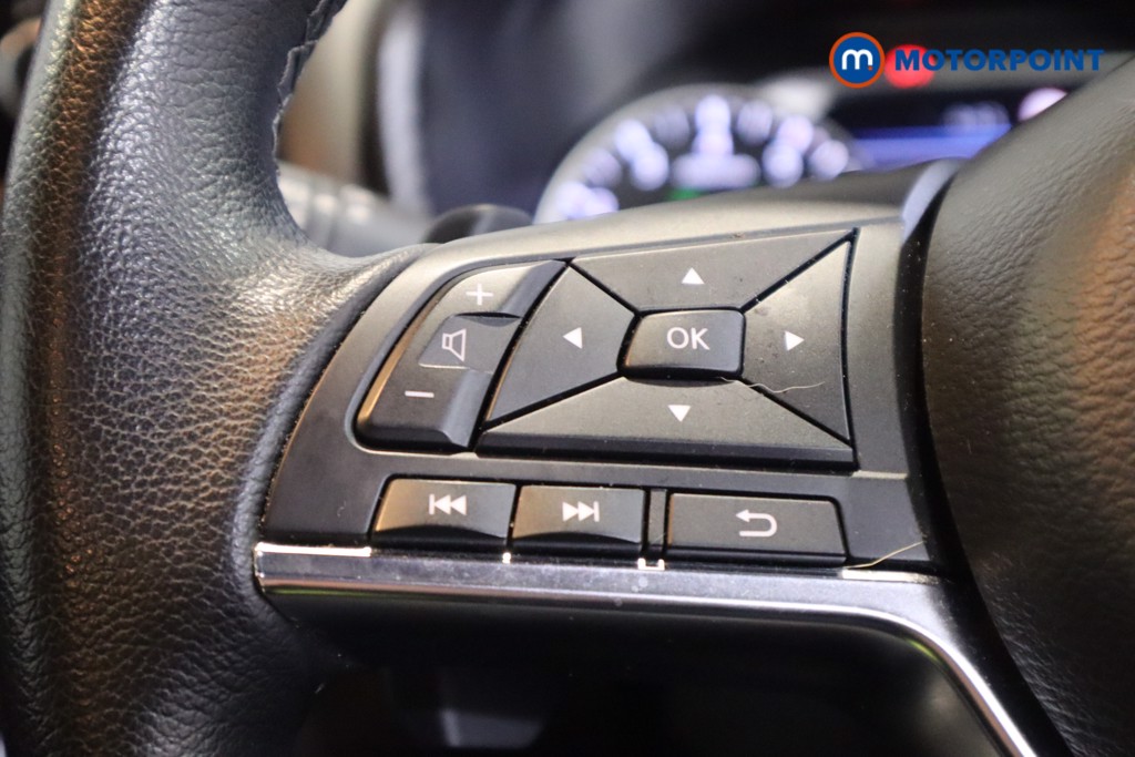 Nissan Juke N-Connecta Automatic Petrol SUV - Stock Number (1620436) - 15th supplementary image