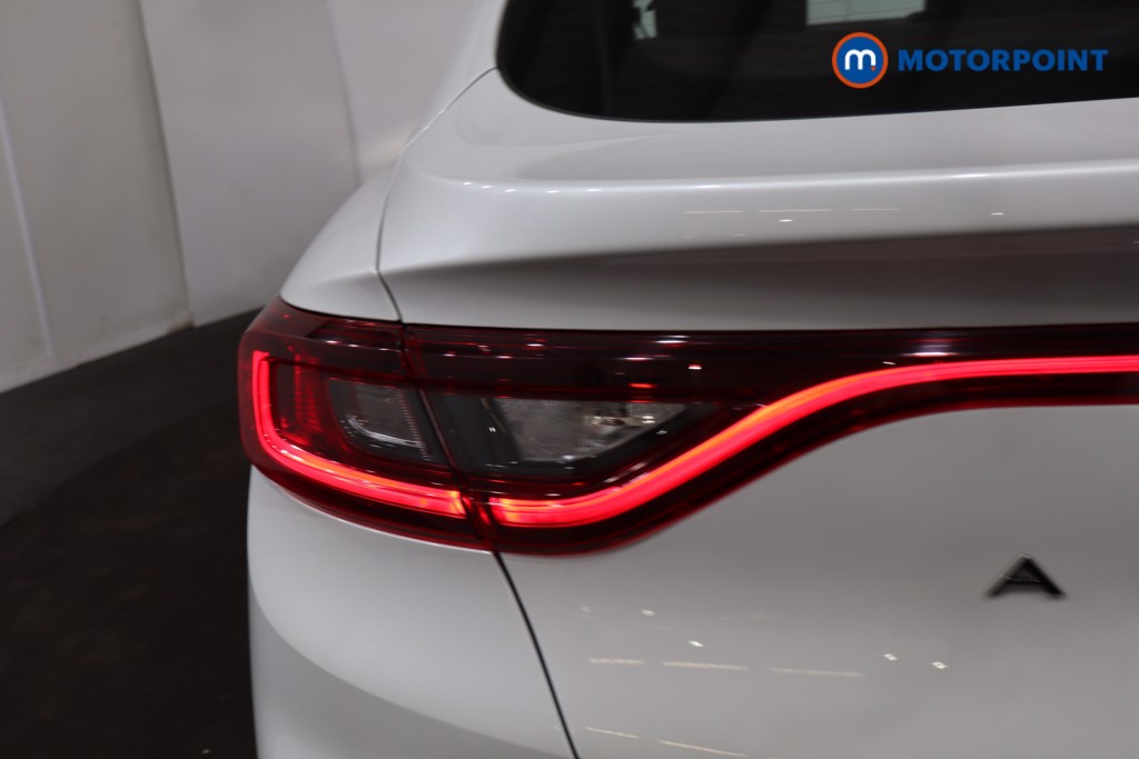 Renault Arkana Iconic Automatic Petrol-Electric Hybrid SUV - Stock Number (1566845) - 33rd supplementary image