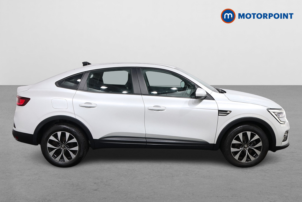 Renault Arkana Iconic Automatic Petrol-Electric Hybrid SUV - Stock Number (1566845) - Drivers side