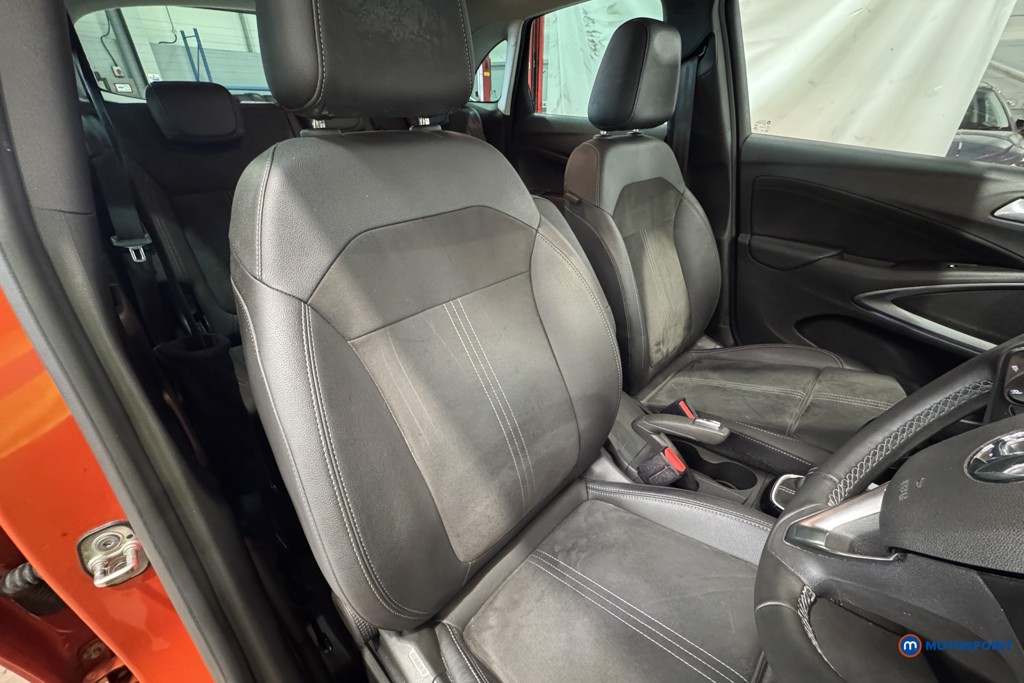 Vauxhall Crossland Ultimate Manual Diesel SUV - Stock Number (1604698) - 7th supplementary image