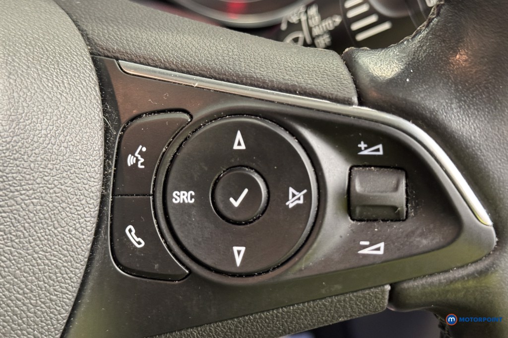 Vauxhall Crossland Ultimate Manual Diesel SUV - Stock Number (1604698) - 10th supplementary image