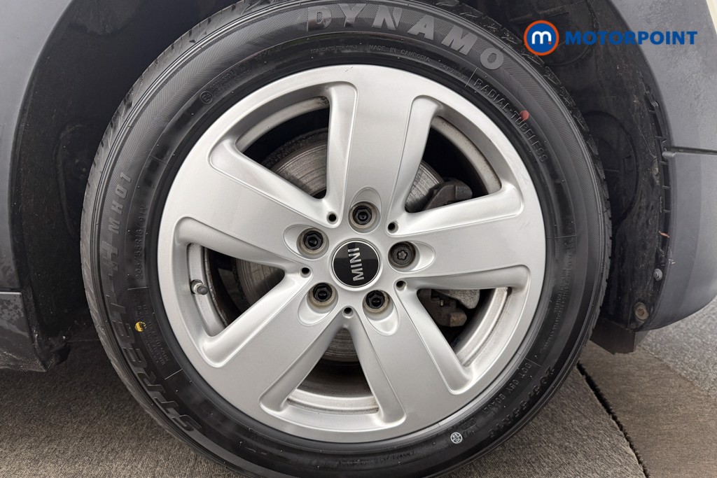 Mini Clubman Cooper Classic Manual Petrol Estate - Stock Number (1607207) - 10th supplementary image