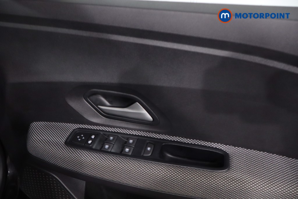 Dacia Sandero Expression Manual Petrol Hatchback - Stock Number (1608377) - 23rd supplementary image