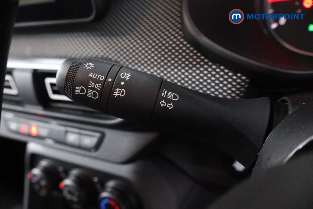 Dacia Sandero Expression Manual Petrol Hatchback - Stock Number (1608388) - 14th supplementary image
