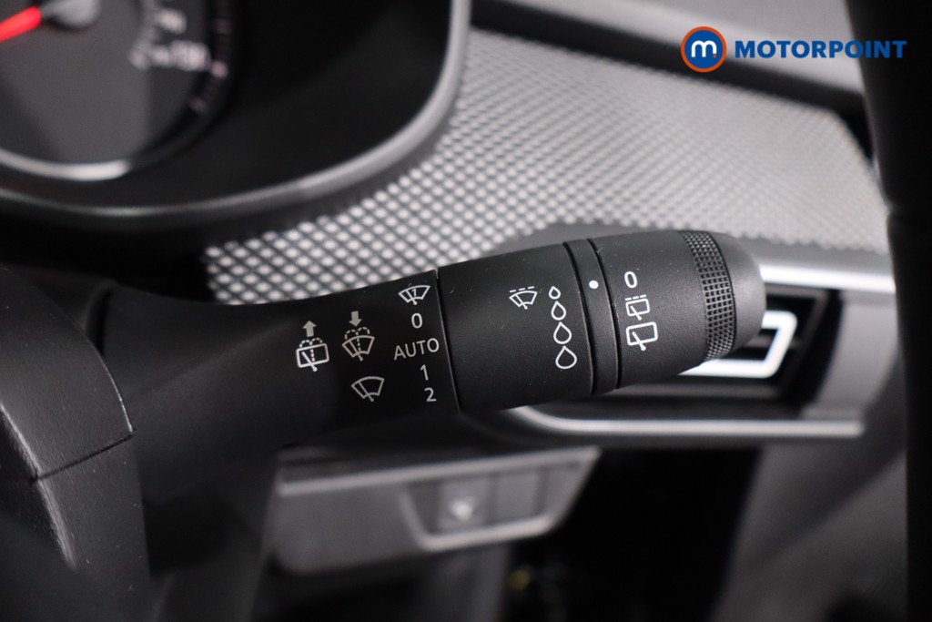 Dacia Sandero Expression Manual Petrol Hatchback - Stock Number (1608388) - 15th supplementary image