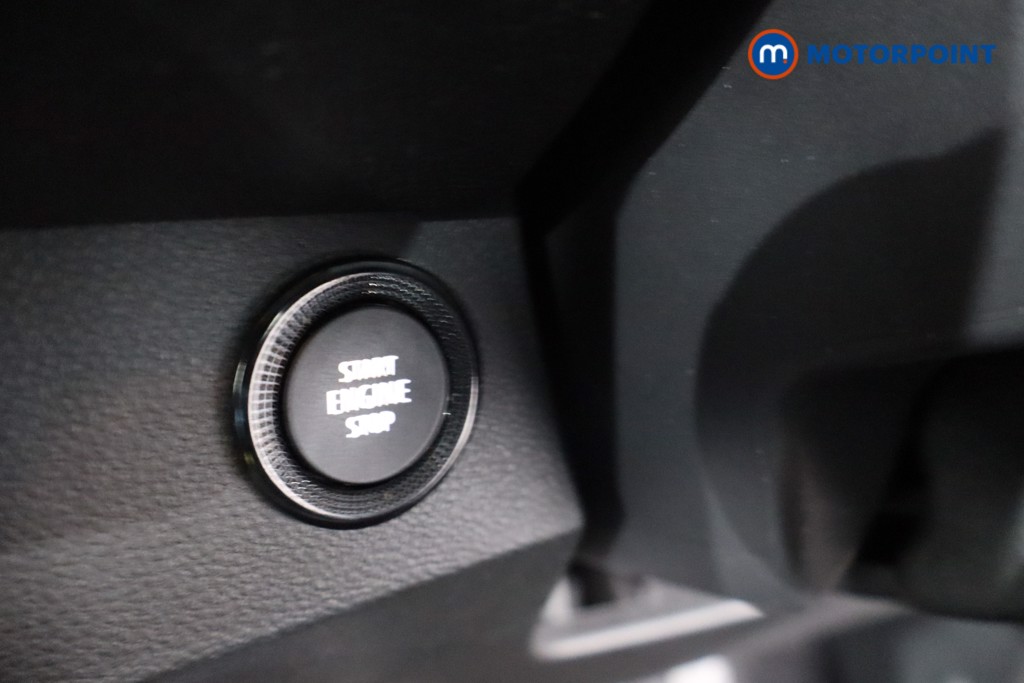 Dacia Sandero Expression Manual Petrol Hatchback - Stock Number (1608388) - 21st supplementary image