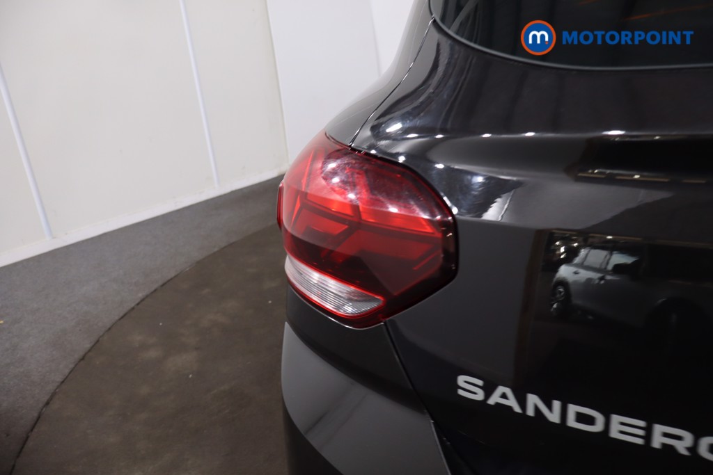 Dacia Sandero Expression Manual Petrol Hatchback - Stock Number (1608388) - 32nd supplementary image