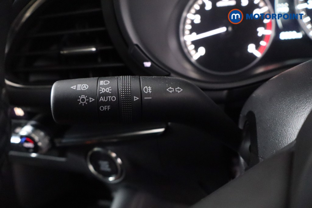Mazda 3 Exclusive-Line Automatic Petrol Hatchback - Stock Number (1609060) - 14th supplementary image