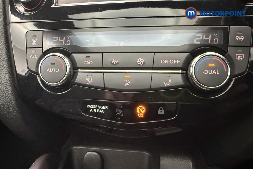 Nissan Qashqai Tekna-Plus Automatic Diesel SUV - Stock Number (1611148) - 16th supplementary image