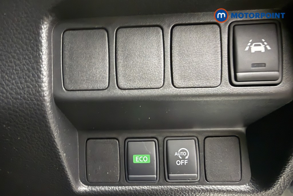 Nissan Qashqai Tekna-Plus Automatic Diesel SUV - Stock Number (1611148) - 17th supplementary image