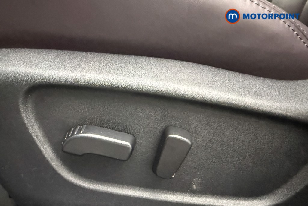 Nissan Qashqai Tekna-Plus Automatic Diesel SUV - Stock Number (1611148) - 19th supplementary image