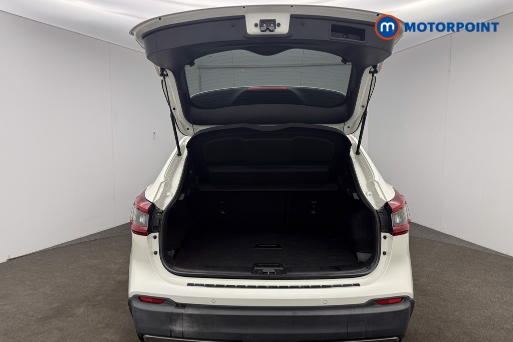 Nissan Qashqai Tekna-Plus Automatic Diesel SUV - Stock Number (1611148) - 24th supplementary image