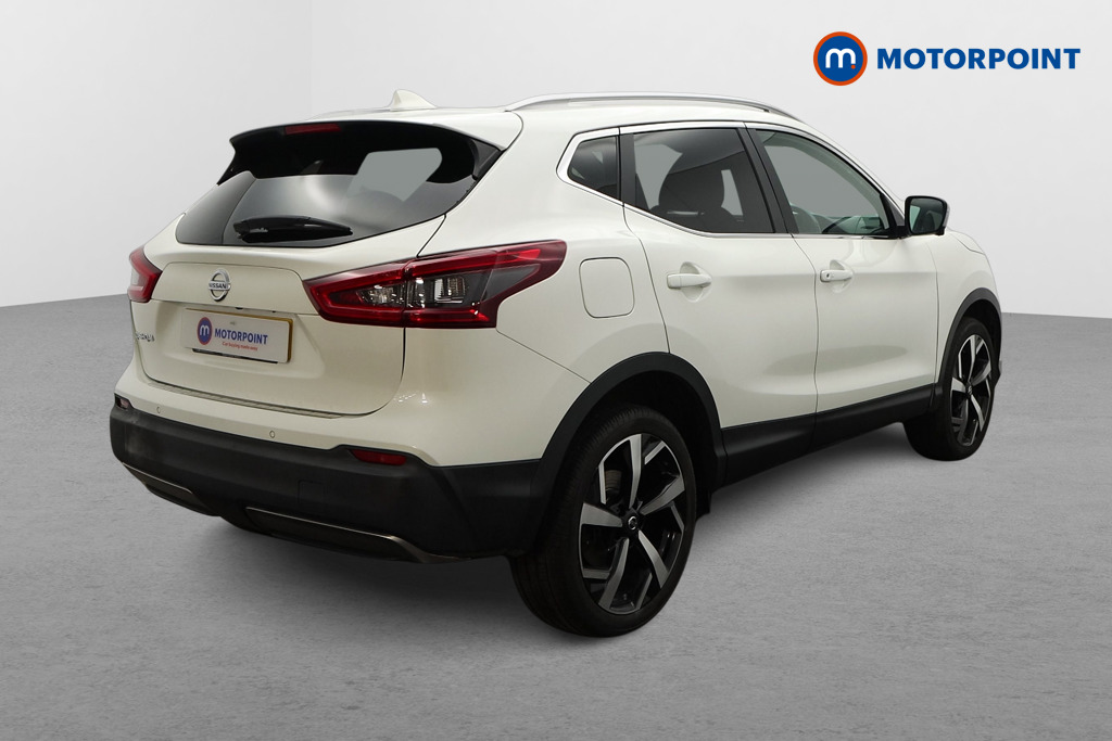 Nissan Qashqai Tekna-Plus Automatic Diesel SUV - Stock Number (1611148) - Drivers side rear corner