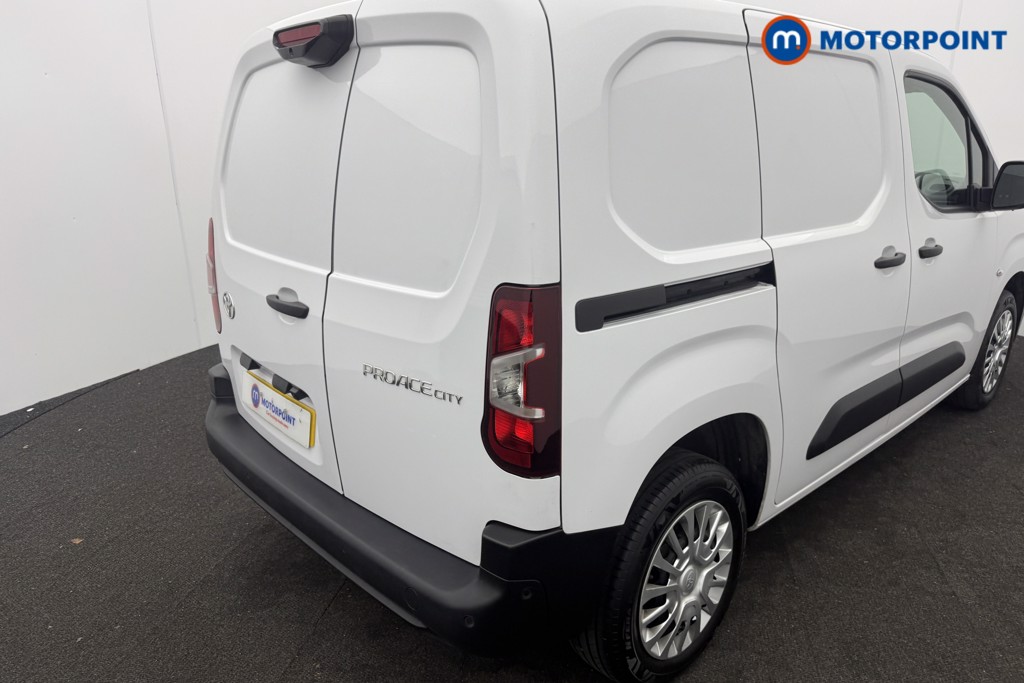 Toyota Proace City Icon Manual Diesel Panel Van - Stock Number (1611238) - 7th supplementary image